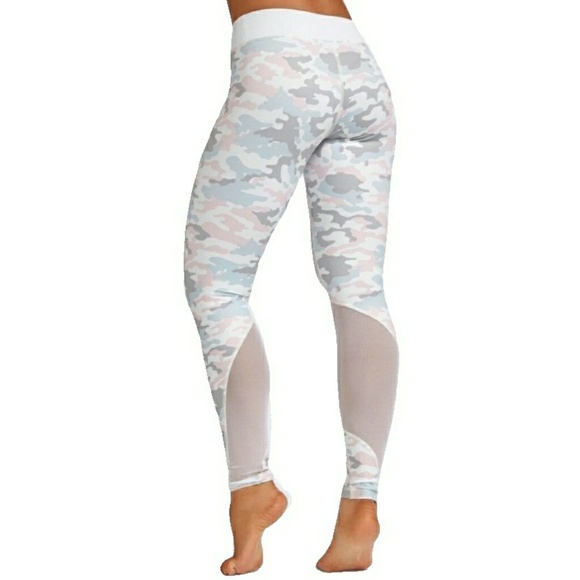 ✔LAST ONE LEFT✔- LT COLOR CAMO w/ MESH SPORT SET - Picture 2 of 8